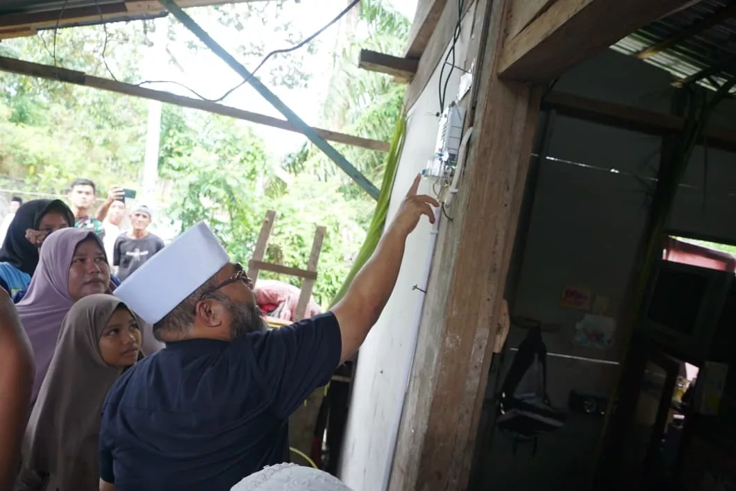 Gubernur Helmi Hasan Hadirkan Terang hingga Pelosok, Program BPBL Terangi Ribuan Rumah di Bengkulu