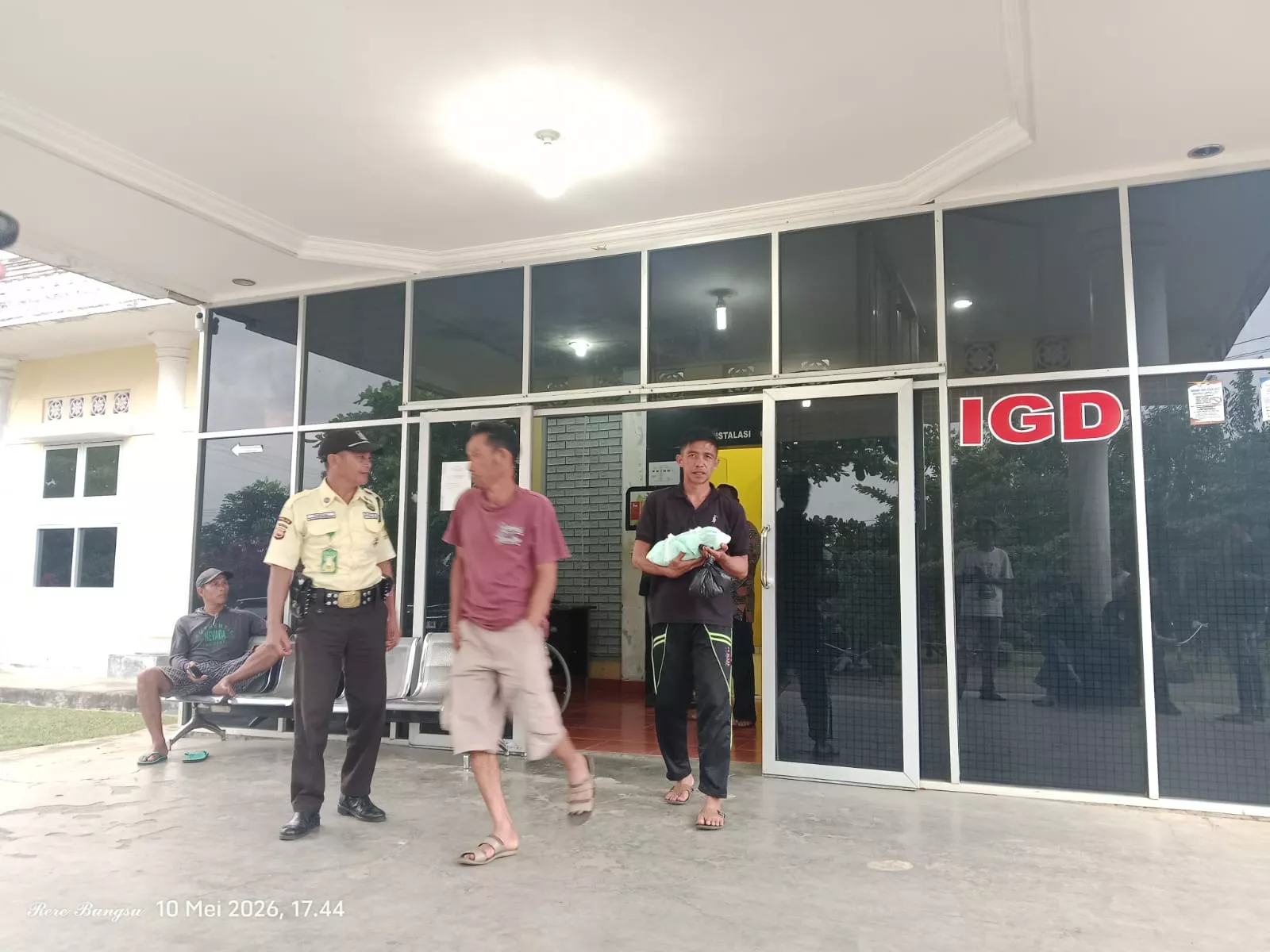 Bayi Dalam Kantong Plastik Ditemukan Meninggal, Warga Bermani Ilir Kepahiang Heboh