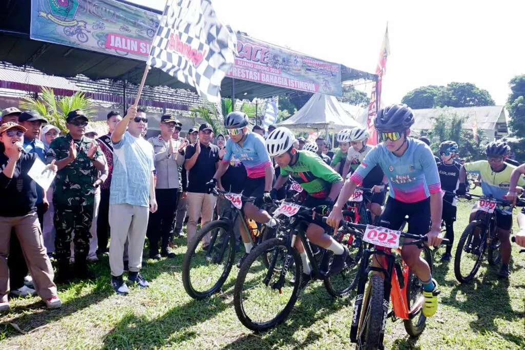 Hutan Kota “Tersembunyi” Ini Diserbu Ratusan Pesepeda! Plt Bupati Rejang Lebong Resmi Buka Urban MTB 2026