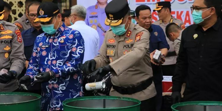 Kapolda Bengkulu Musnahkan Ribuan Barang Bukti Hasil Operasi Pekat Nala I 2026