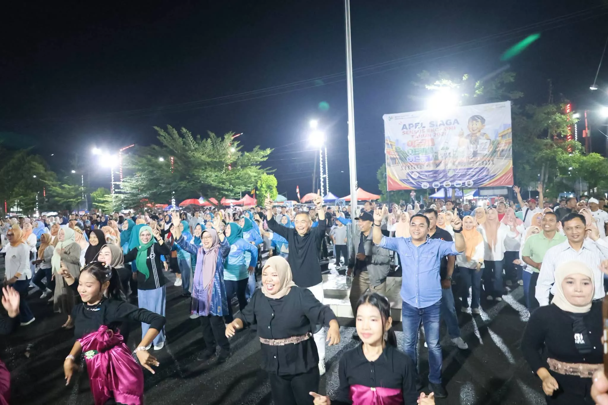 Doorprize Bertabur Hadiah hingga Tari Baru Diluncurkan, Malam HUT Bengkulu Tengah Ini Bikin Warga Tak Mau Pulang