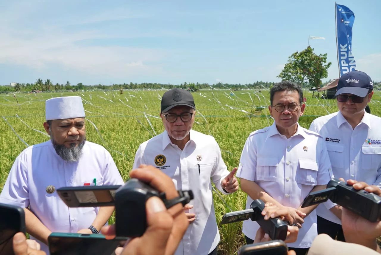 Menko Pangan Zulkifli Hasan Kunjungi Bengkulu, Serukan Warga Cintai Petani Lokal