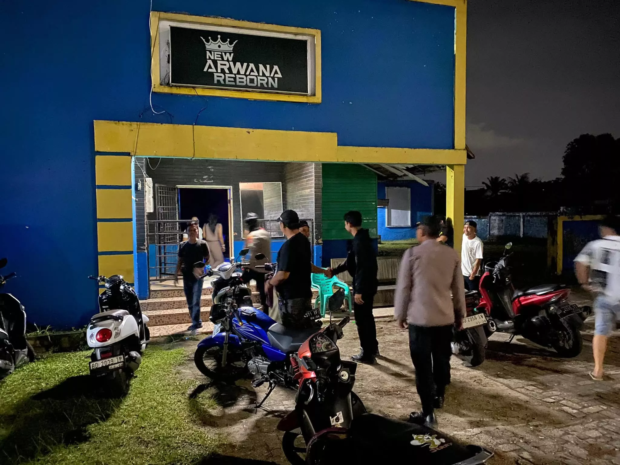 Razia Malam di Bengkulu: Polisi Temukan Miras di Cafe Arwana