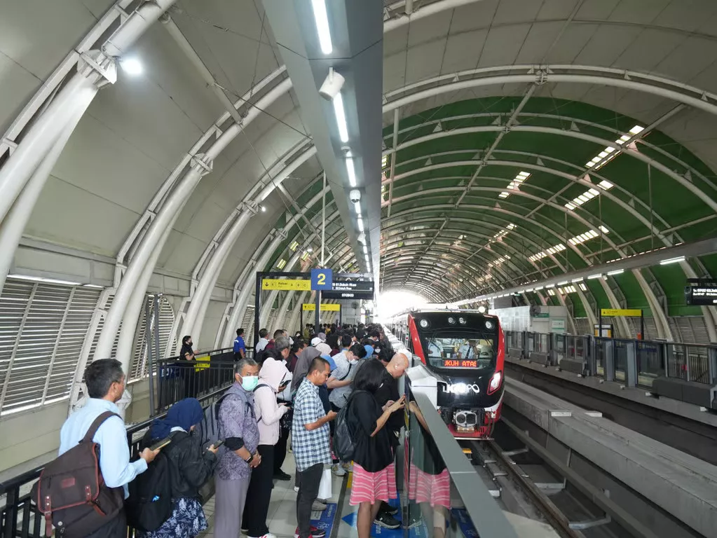 Pengguna LRT Jabodebek Capai 2,5 Juta pada Maret 2026