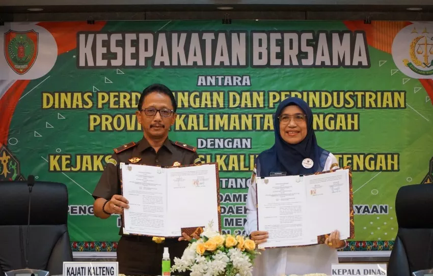 Kejati Kalteng–Pemprov Teken Kerja Sama Hukum Kendalikan Inflasi dan Perkuat IKM