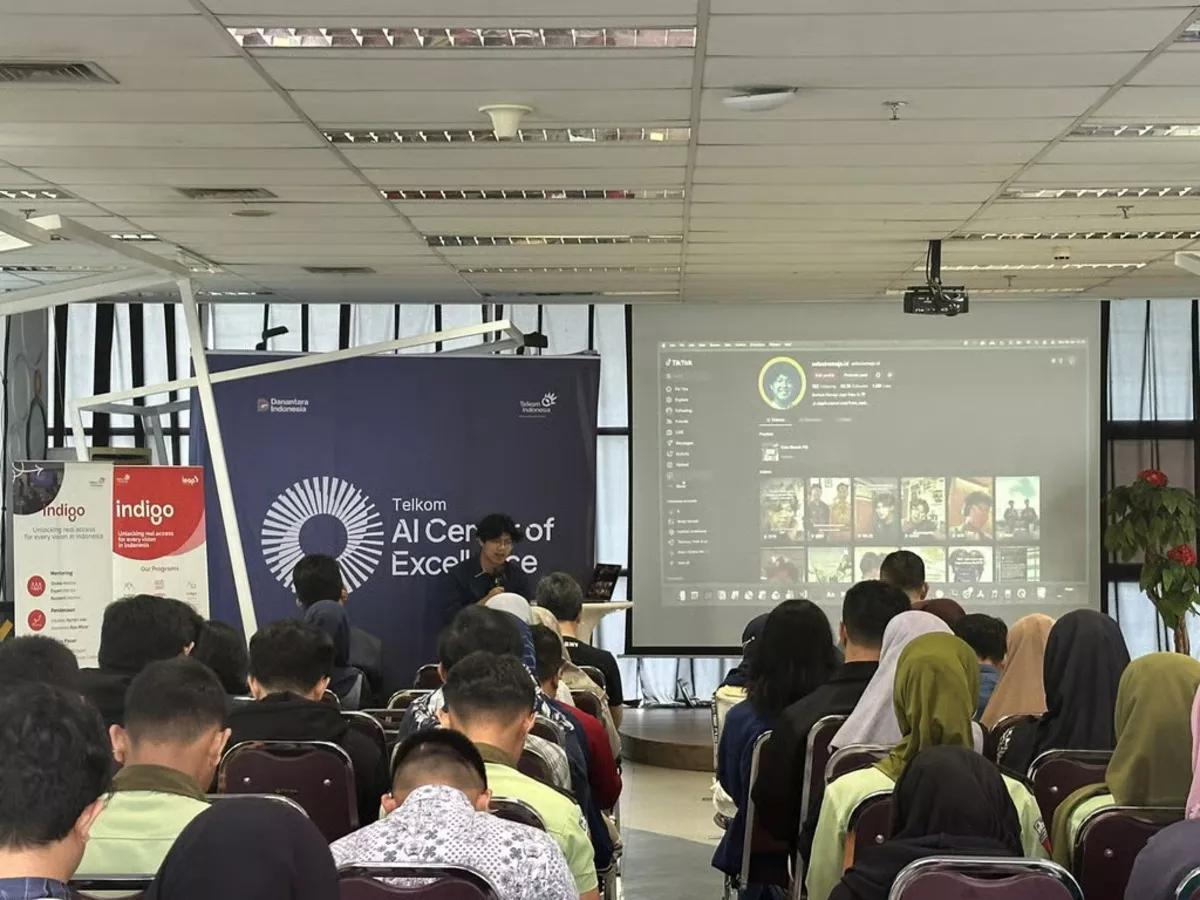 Telkom AI Center Bandung Bekali 49 UMKM dan Mahasiswa Kuasai Strategi Kreatif Konten Berbasis AI untuk Perkuat Daya Saing di Era Gig Economy