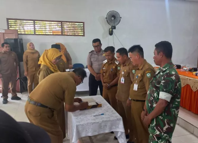 Rolling Pejabat Baamang, Pemkab Kotim Tekankan Pelayanan Publik dan Penataan Pasar
