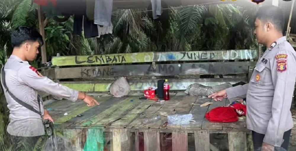 Miras Bawa HT ke Rutan Polsek Batu Engau, Tebas Kawan Sendiri saat Mabuk Alkohol