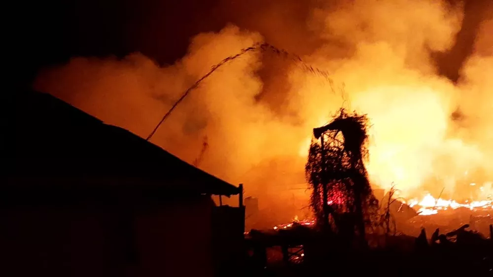 Palangka Raya Membara Selepas Buka Puasa, 20-an Rumah Hangus di Jalan Murjani