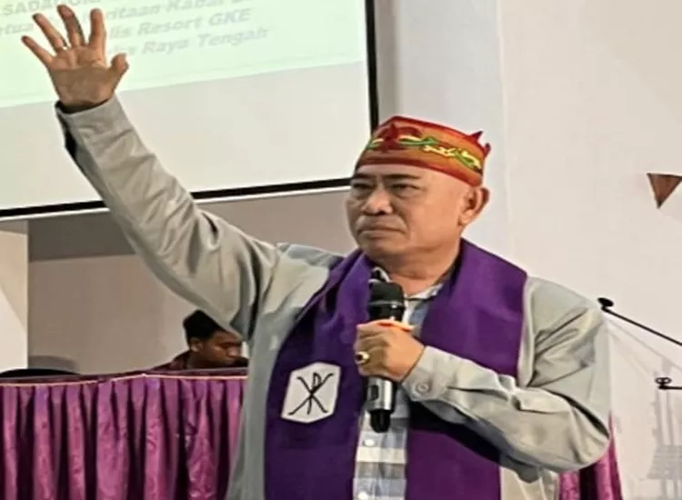 Jari Membusuk Setahun, “ Keajaiban “ Datang di Jalan Trans Kalimantan