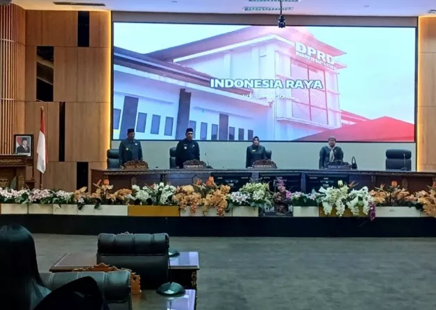 Sidang Paripurna DPRD Bahas Jawaban Bupati atas Lima Raperda Prioritas