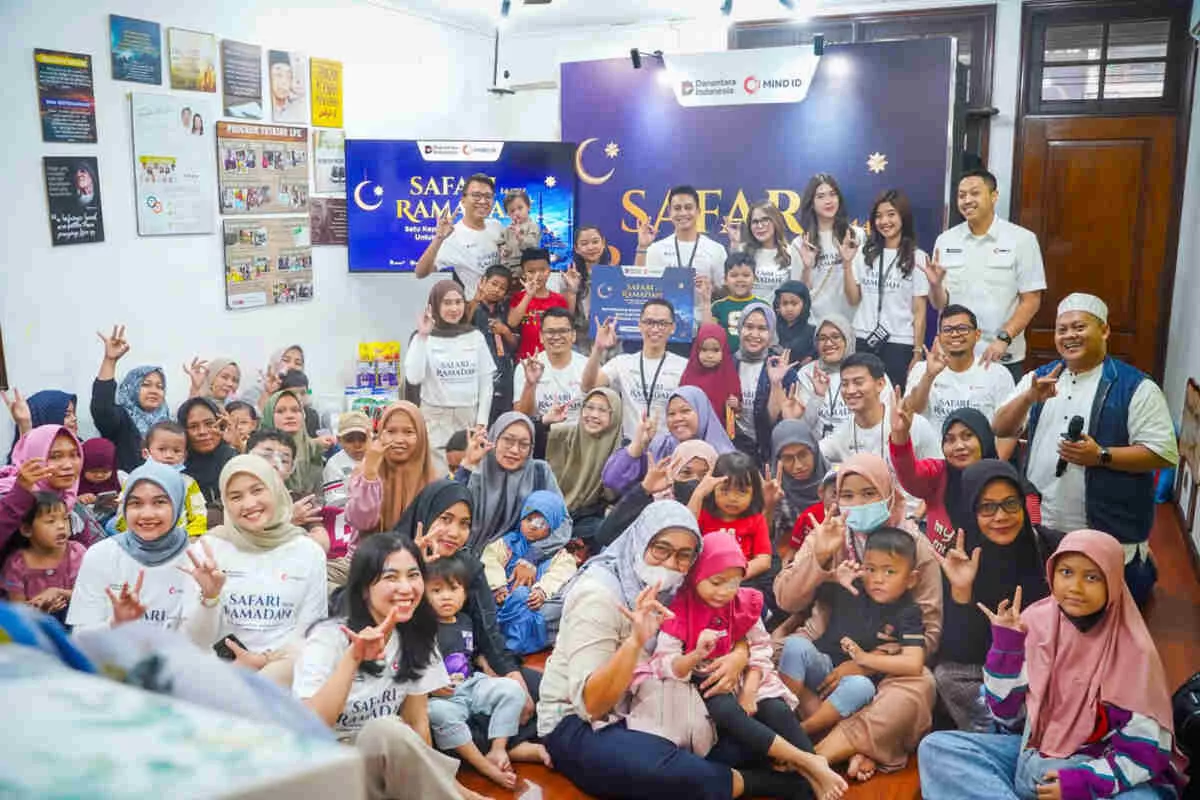 Bantuan Bagi Anak Penyandang Kanker dalam Rangkaian Safari Ramadan MIND ID