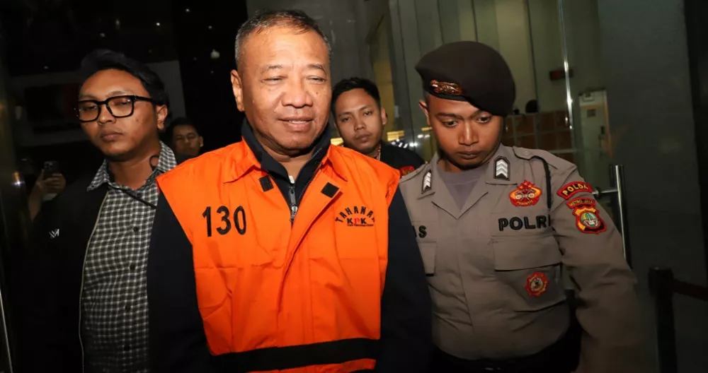 Tak Hanya Pejabat, Bupati Ini Diduga Juga Memeras Pihak Sekolah, Betulkah?