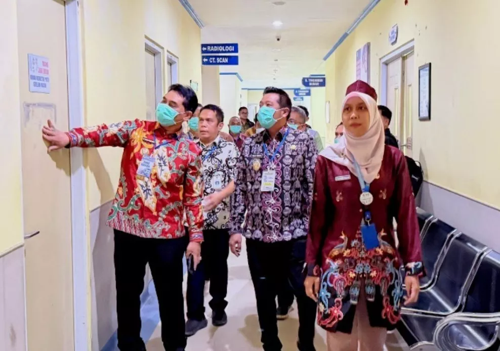 Bupati Barito Utara Tinjau Perbaikan RSUD Muara Teweh