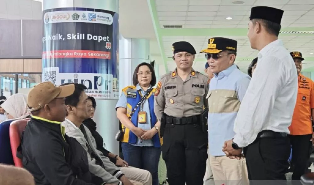 Tinjau Arus Mudik di Bandara Tjilik Riwut, Agustiar Sabran: Sudah Mulai Padat Ya...
