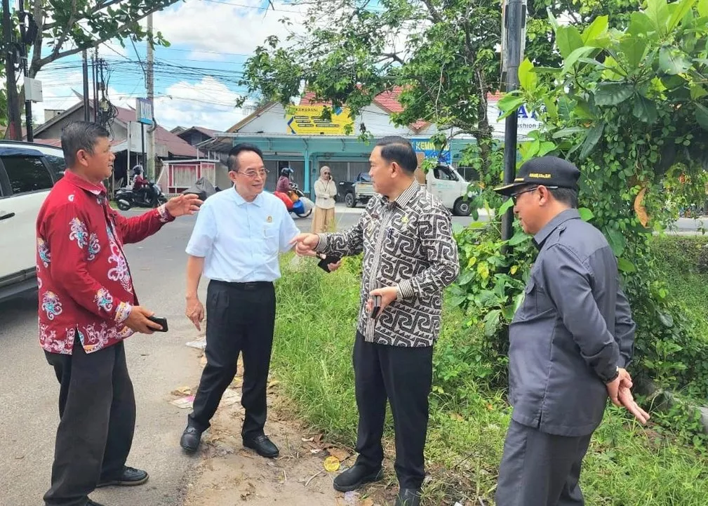 Warga Kelurahan Palangka Sampaikan Usulan ke DPRD Saat Reses
