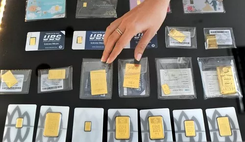 Akhirnya, Harga Emas UBS dan Galeri24 Hari Ini Anjlok Tipis