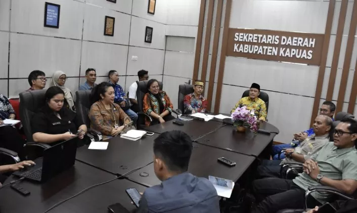 Pemkab Kapuas Bahas Kesiapan Perizinan Lingkungan Pembangunan Dermaga Waterfront City