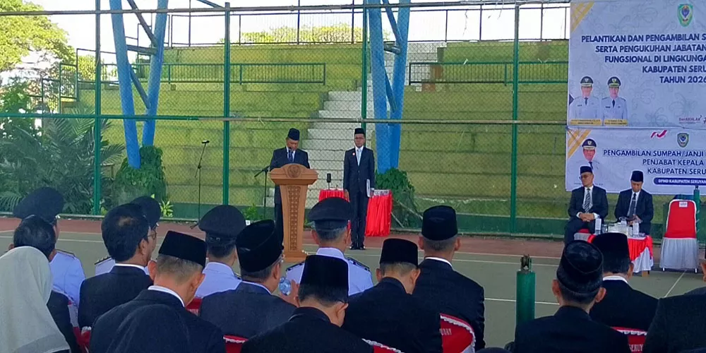 Bupati Ahmad Selanorwanda Lantik Lima Pejabat Eselon II Seruyan, Ini Daftarnya 