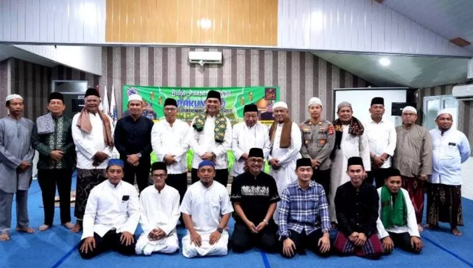  Bupati Barito Utara Hadiri Bukber PAKUWOJO