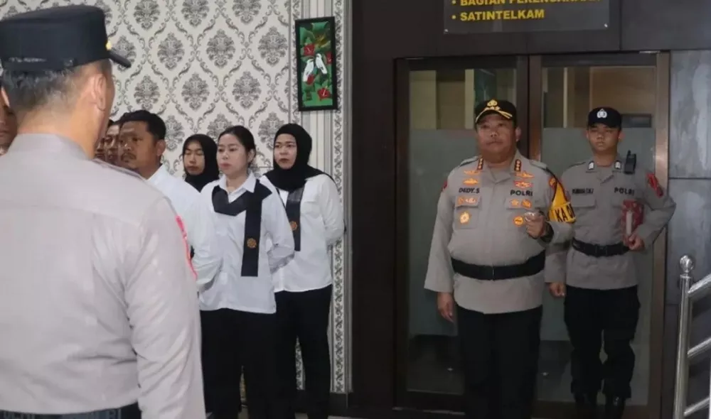 Kapolda Kalteng Pecat Anggota Polresta Palangka Raya Ini, Kapolresta Pimpin Upacara PTDH