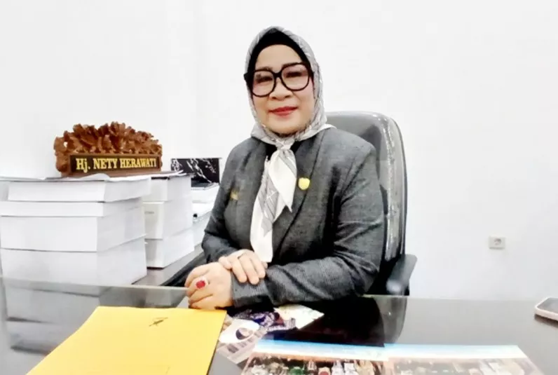 DPRD Barut Dorong Solusi Nyata Atasi Sampah