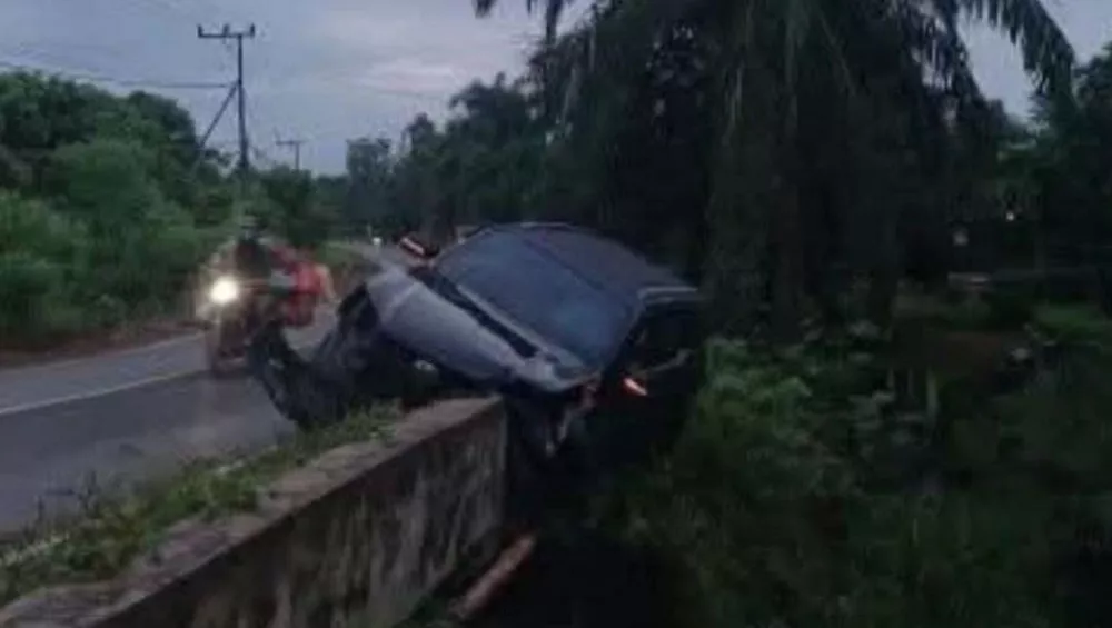 Toyota Innova Hajar Jembatan Cempaga, Begini Kesaksian Warga
