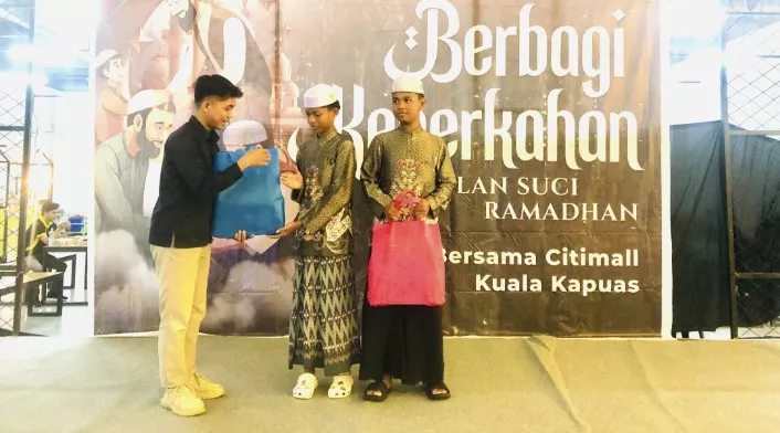 Berbagi Berkah Ramadan 2026, Citimall Kapuas Ajak Anak Panti Asuhan Wisata ke Mall