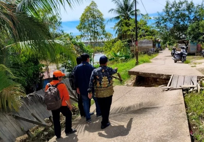 BPBD Barito Utara Pantau Lokasi Longsor Karengan, Antisipasi Risiko Susulan