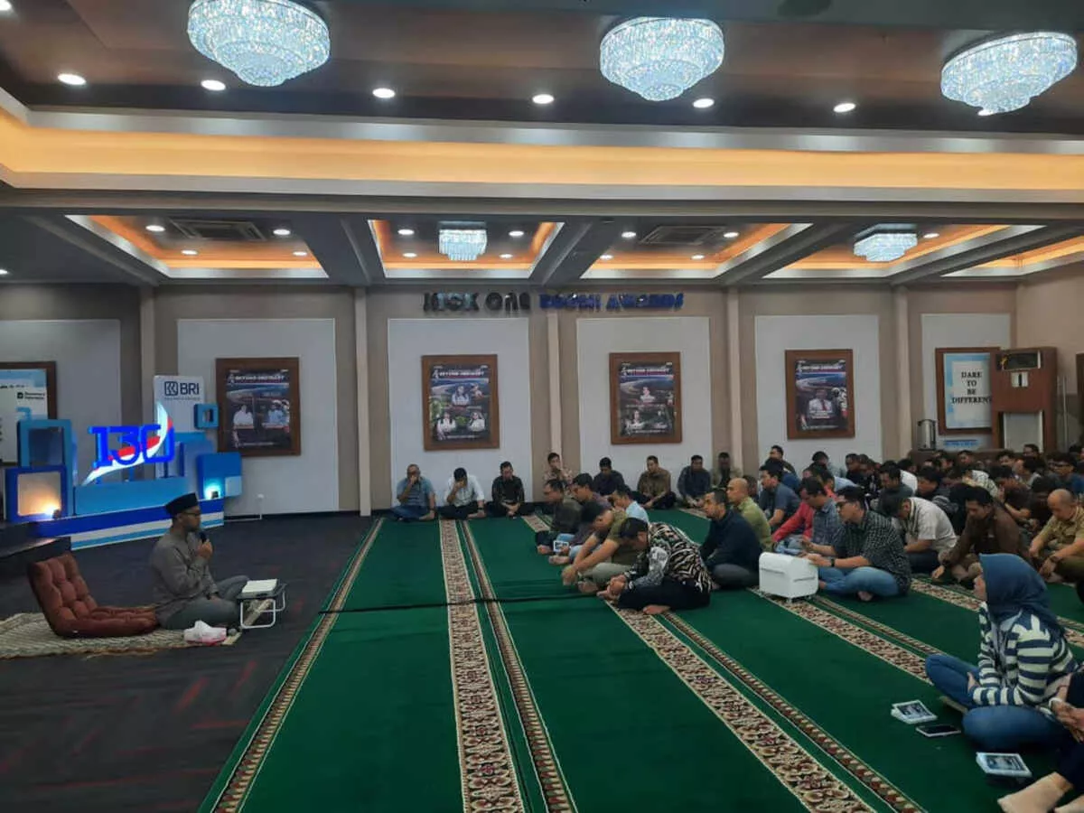 BRI Region 6/Jakarta 1 Rutin Gelar Pengajian Jumat Pagi, Perkuat Nilai Spiritual dan Kebersamaan Pekerja