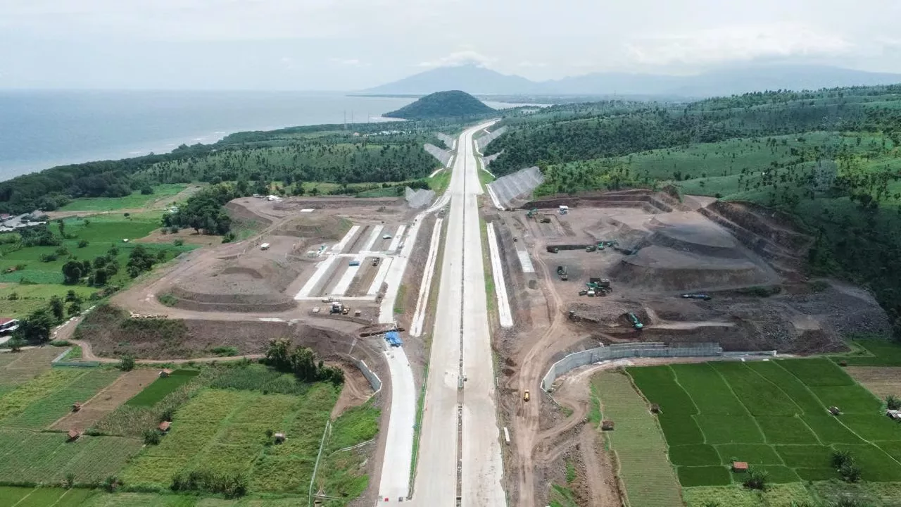 Suplai Beton WSBP untuk Jalan Tol Probolinggo–Banyuwangi Paket 3 Mendekati Rampung, Jelang Mudik Lebaran 2026