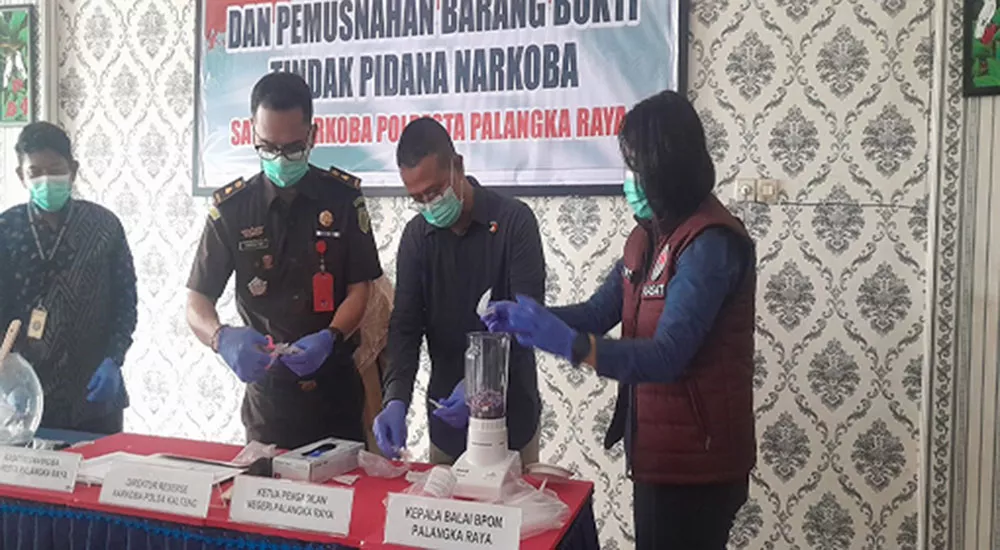 Satresnarkoba Polresta Palangka Raya Musnahkan Ratusan Gram Sabu
