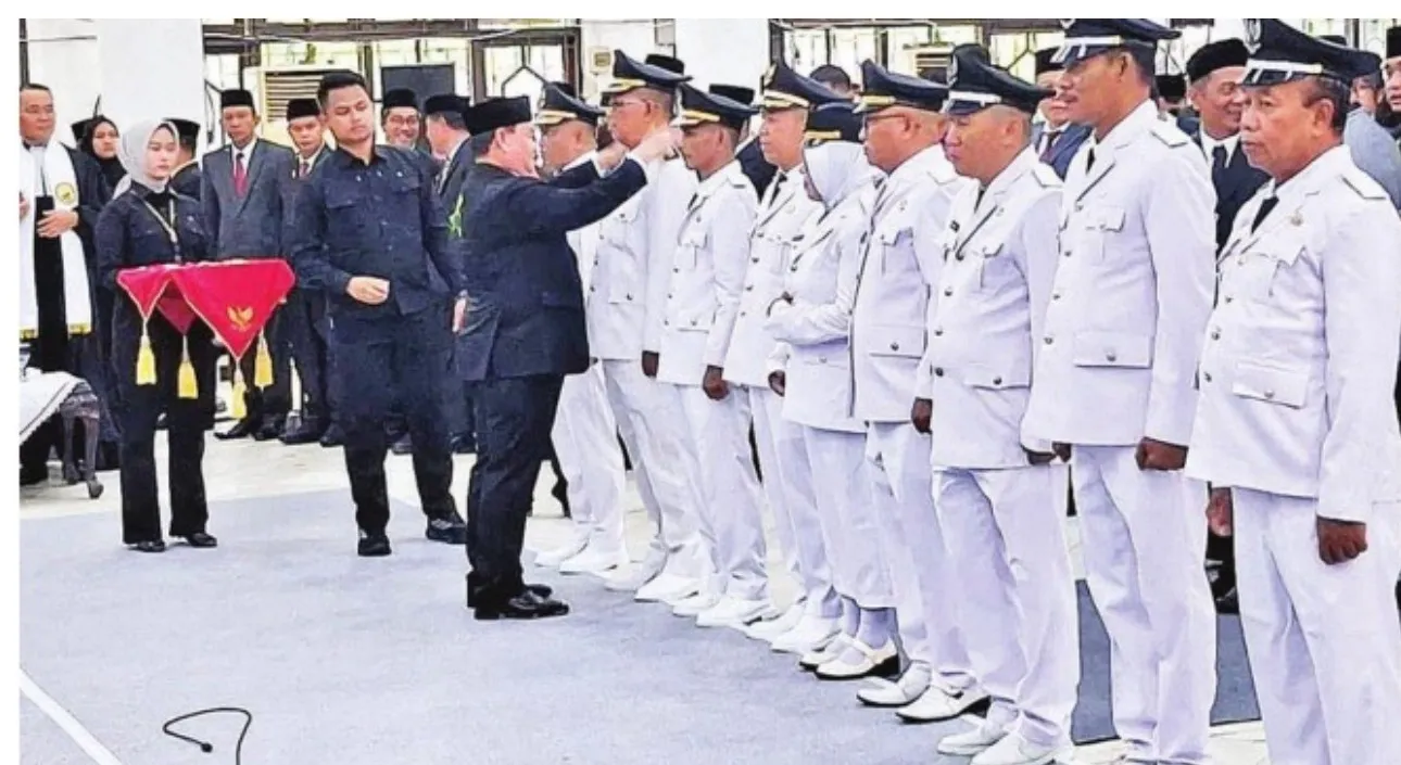 Bupati Kotim Rotasi Enam Camat, Tegaskan Peran Strategis dalam Pelayanan Publik