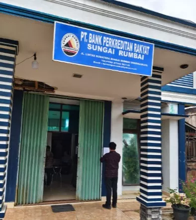 OJK Cabut Izin BPR di Dharmasraya