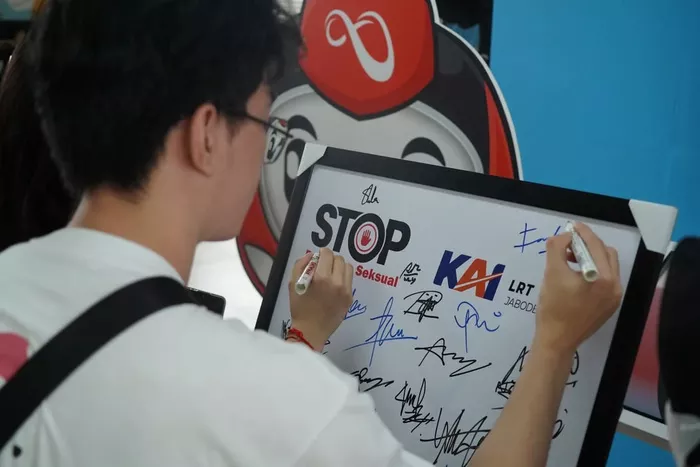 LRT Jabodebek Gelar Sosialisasi Anti Pelecehan di Stasiun Dukuh Atas, Ciptakan Ruang Aman Bersama