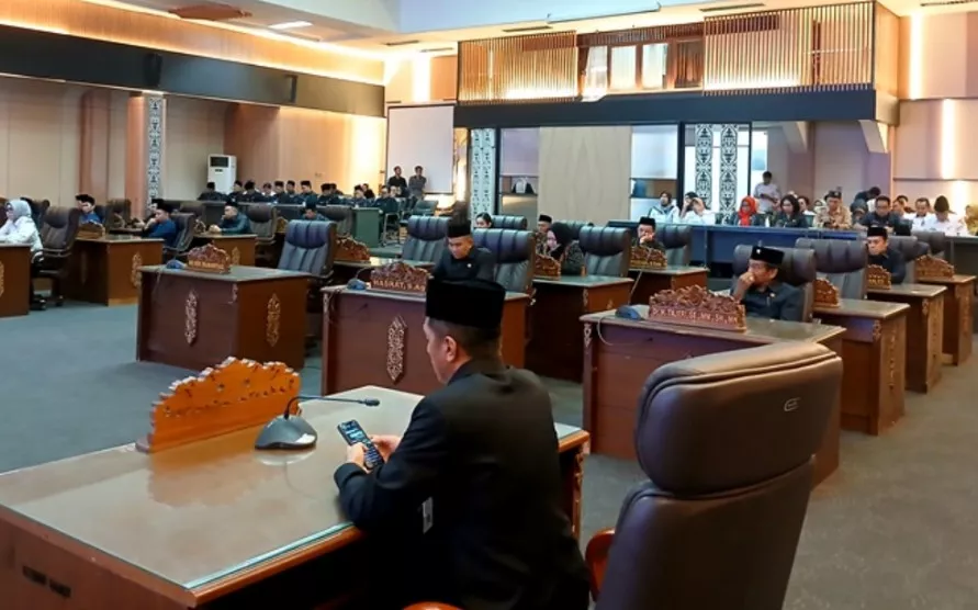 Bupati Tegaskan Raperda Harus Implementatif dan Tepat Sasaran