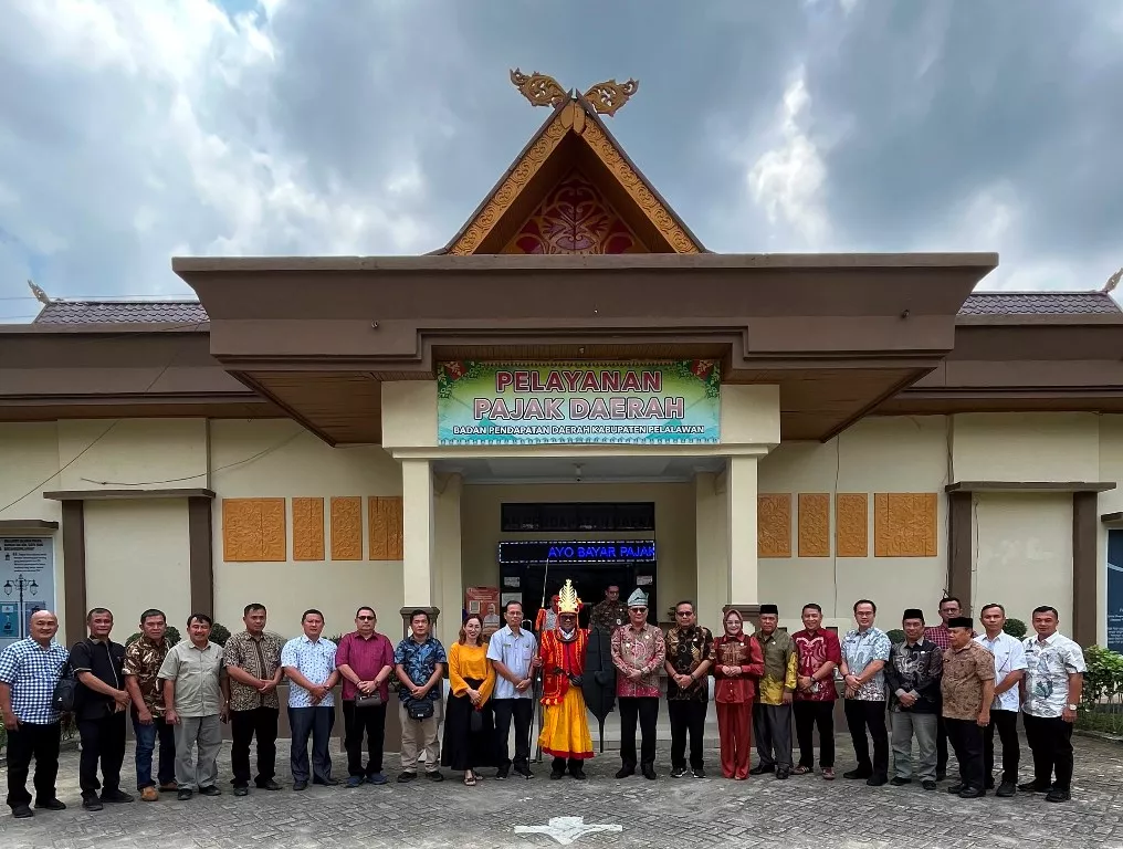 Bupati Zukri Terima Kunjungan Kerja Pemkab Nias Selatan, Paparkan Strategi Optimalisasi PAD