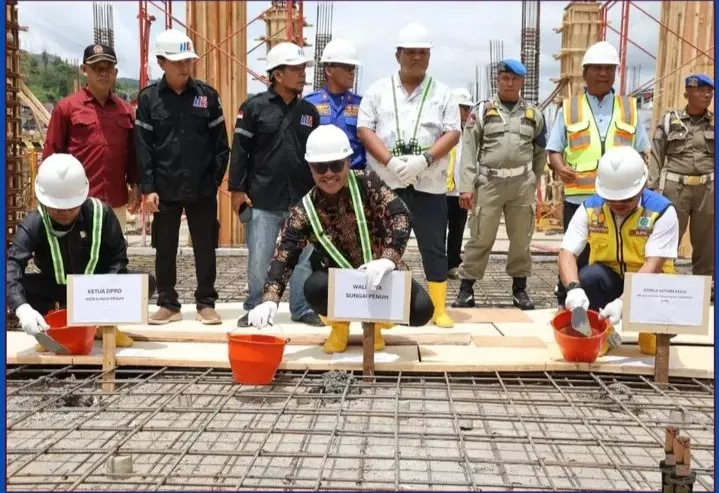 Wako Alfin dan Wawako Azhar Letakkan Batu Pertama, Pasar Sungai Penuh Siap Jadi Pusat Ekonomi Modern