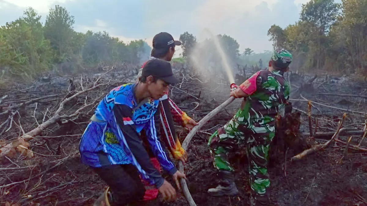 Intensitas Karhutla di Palangka Raya Meningkat, Tim Gabungan Kerahkan Segala Cara Padamkan Api