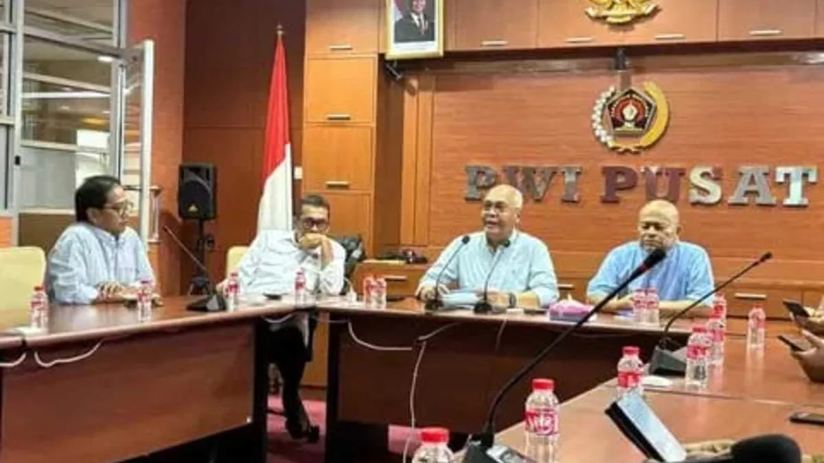 PWI Pusat Desak Hotman Paris Minta Maaf, Tegaskan Martabat Wartawan Harus Dihormati
