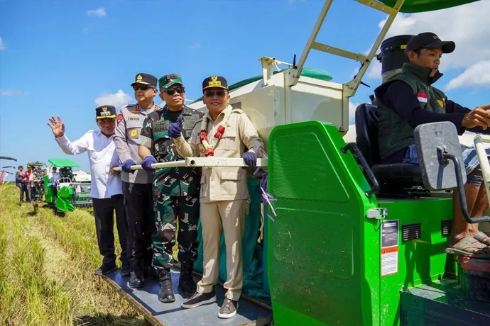 Panen Raya 25.817 Hektare di Kapuas, Gubernur Tegaskan Kalteng Jadi Lumbung Pangan Nasional