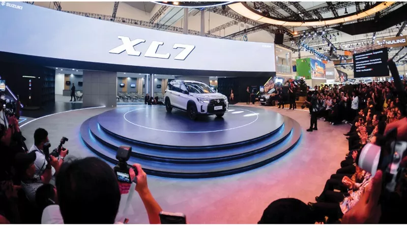 Resmi Mengaspal!Suzuki XL7 Tampil Lebih Gagah, Fitur Makin Canggih