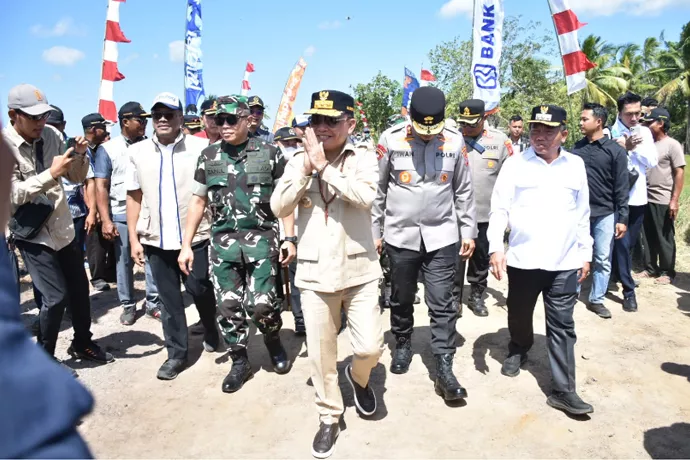 Panen Raya Padi Serentak di Kapuas: Lumbung Pangan Kalteng Siap Beri Kontribusi Nyata Ketahanan Pangan Nasional
