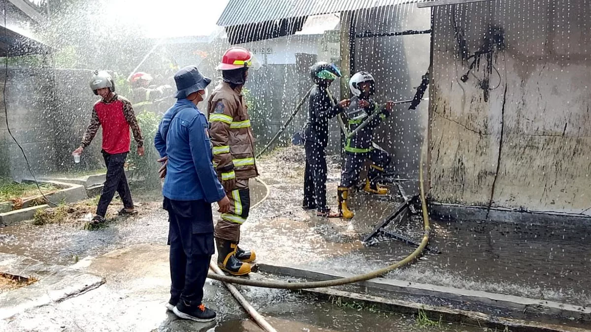 Barak Tiga Pintu di Panarung Kota Palangka Raya Terbakar, Tidak Ada Korban Jiwa