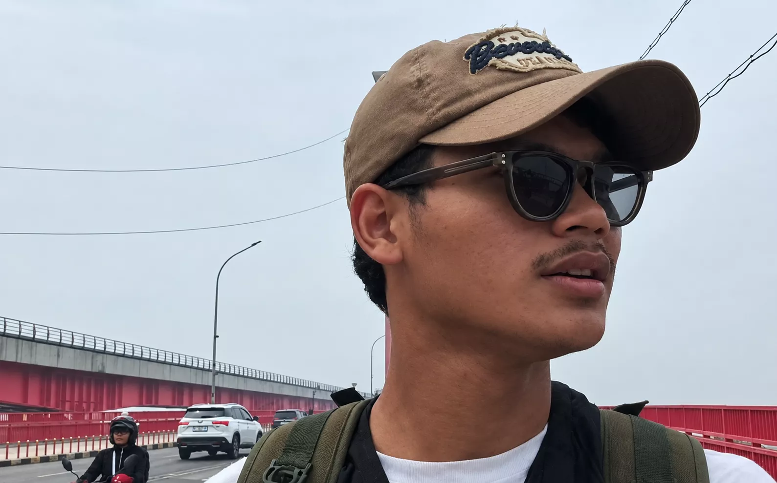 Backpacker Sentul Jera ke Palembang, Dipalak di Ampera dan Terjebak Asap