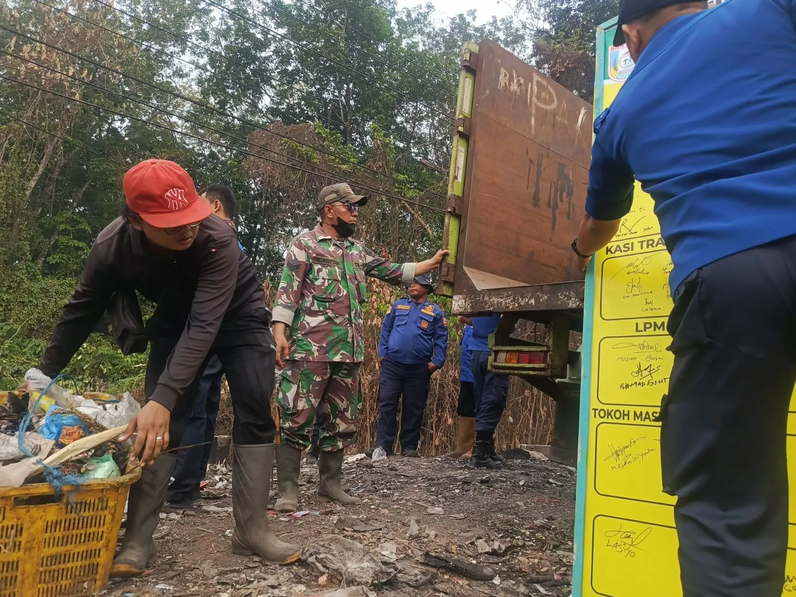Gotong Royong, Kecamatan Talang Kelapa Tata Dua Zona Sampah