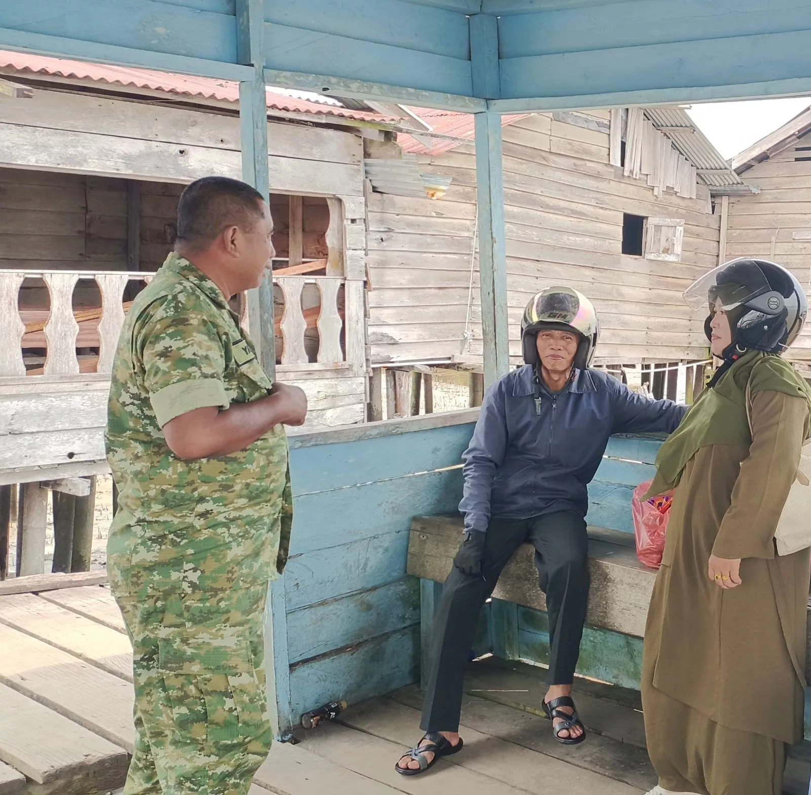 Sambutan Positif Warga Teluk Belitung atas Kehadiran Kampung Pancasila Wadah Silaturahmi TNI-Rakyat