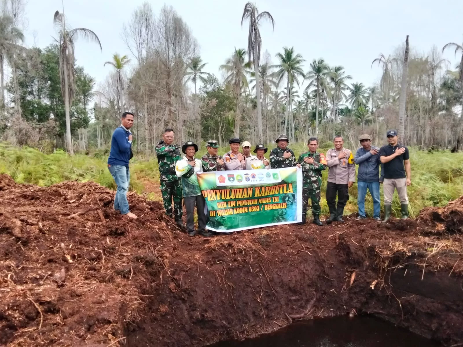 Mabes TNI Sosialisasi Pencegahan Karhutla di Desa Tanah Merah Meranti