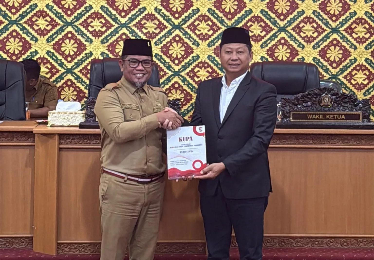 Proyeksi Naik 0,59%, Pemkab Pelalawan Resmi Serahkan KUA-PPAS APBD-P 2026 ke DPRD