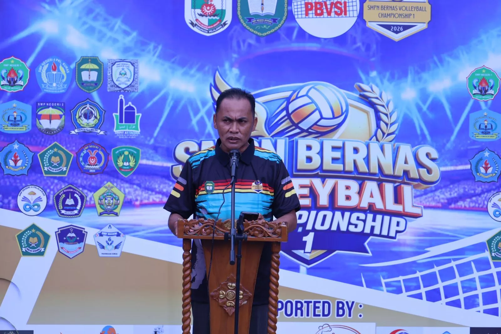 Plt Kadisdik Pelalawan Leo Nardo Resmi Buka SMP Negeri Bernas Volleyball Championship 1